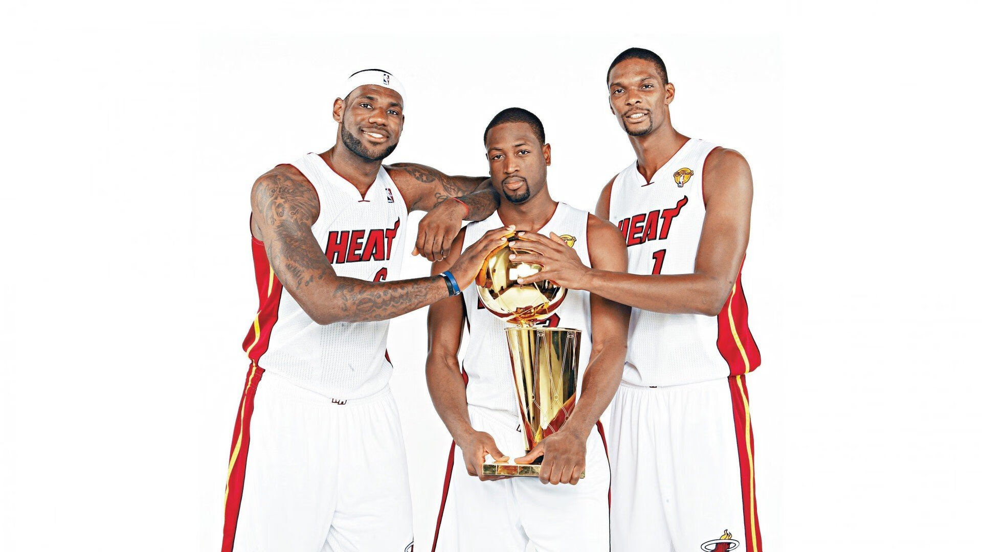 NBA历史上的今天：乔丹再次破纪录荣登得分王巅峰，乔丹历史总得分多少